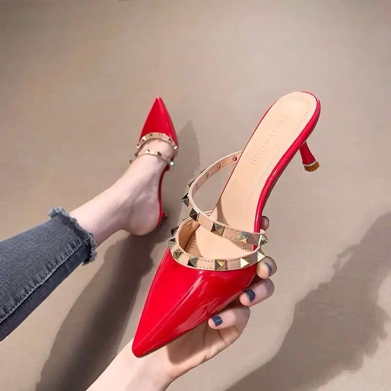 Женские остроносые шлепанцы новинка весны и лета 2020 босоножки на высоком тонком