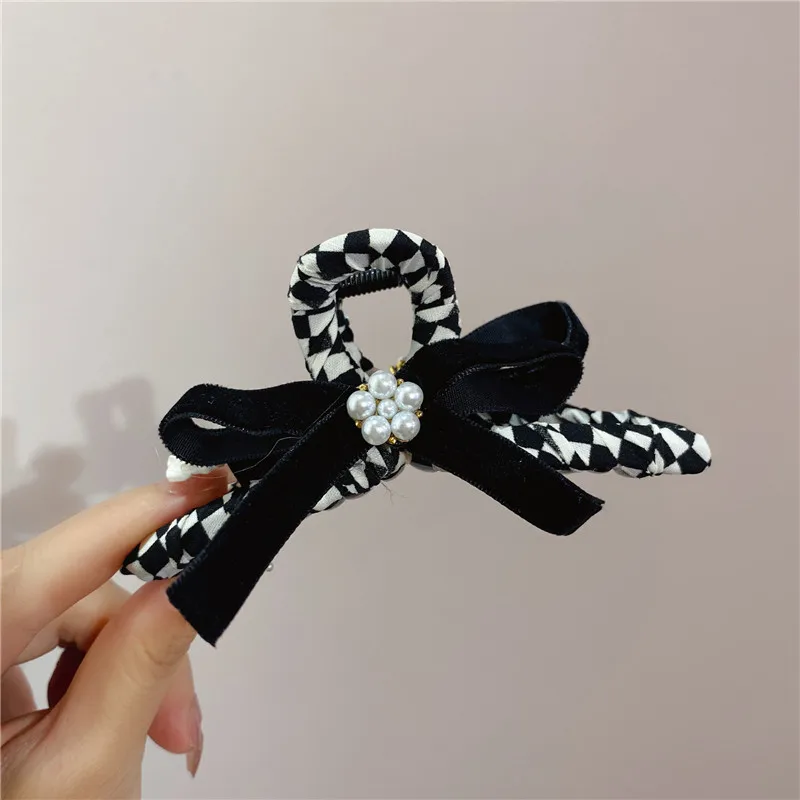 

Vintage Leopard Print Bow Pearl Hair Claw Clip For Women Geometric Metal Hairpins Crab Hair Clips Korean Hair Accessories