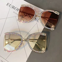 2021 sunglasses women oversized bling diamond fashion design sun glasses ladies luxury glasses vintage shades bulk oculos