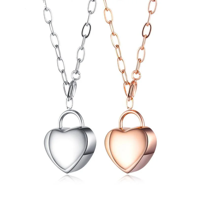 

Heart Titanium Steel Necklace Short Clavicle Chain Necklace