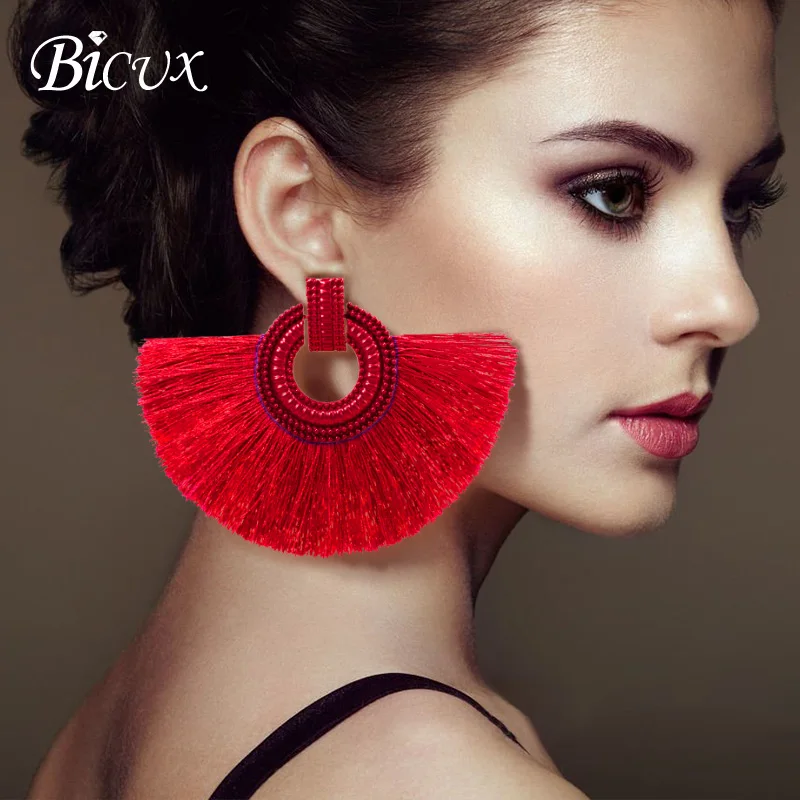 

BICUX Fashion Bohemian Big Tassel Earrings Statement Red Tassel Vintage Silk Fabric Drop Dangle Earring for Women 2019 Jewelry