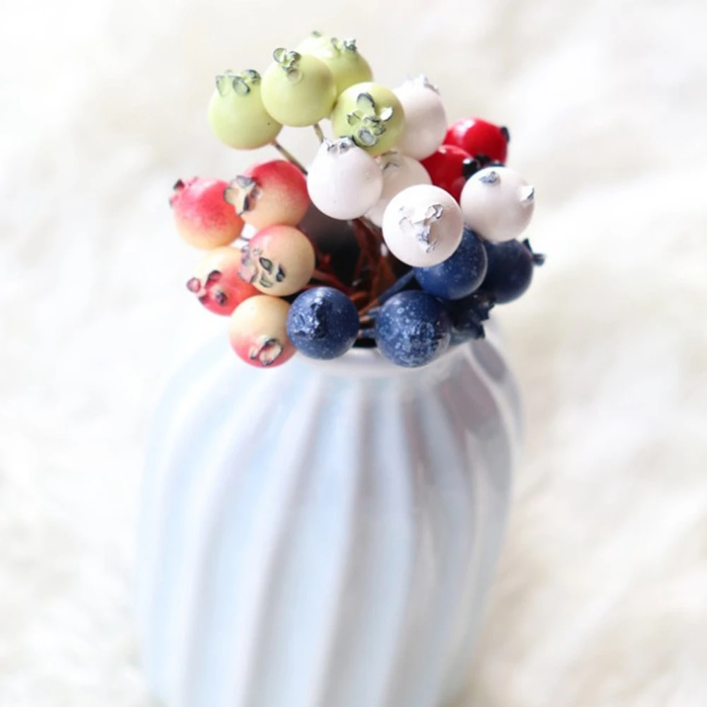 Искусственный цветок мини Рождественский букет красных ягод свадебное