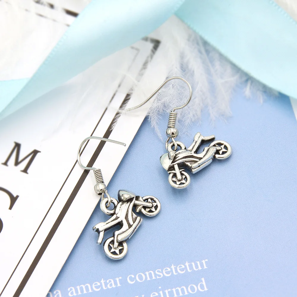 Aretes Earings Европа и Ретро стиль персональный панк Преувеличение Хэллоуин вечерние