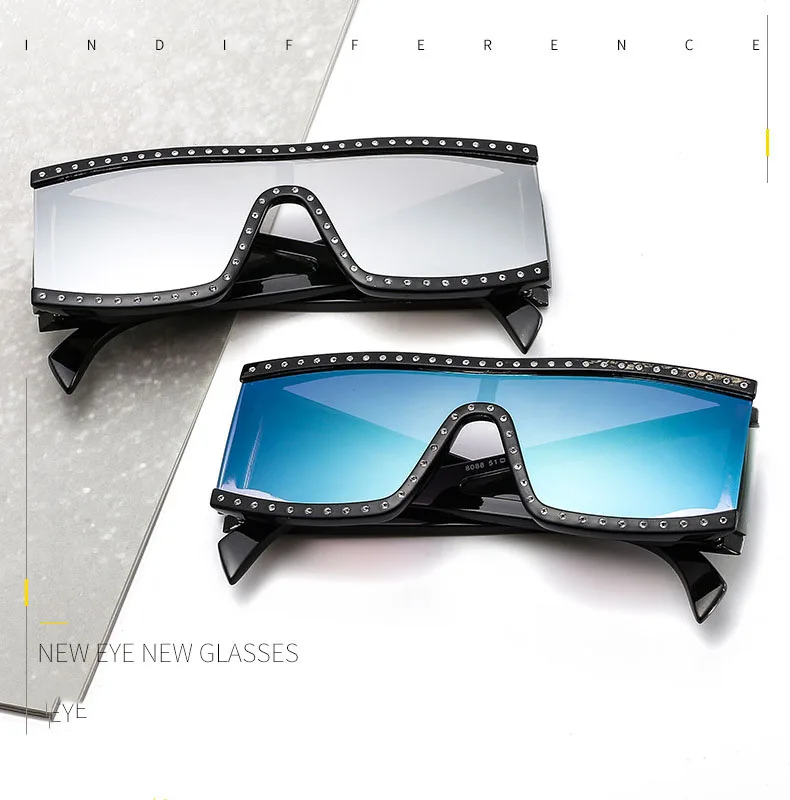 

2020 Luxury brand square sunglasses women men With rhinestones Siamese gradient square sun glasses Wholesale decorative glasses
