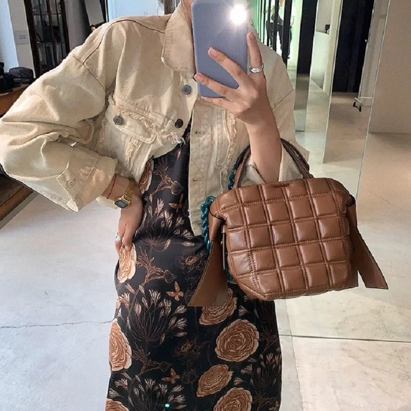 Женские сумки в клетку от известного бренда дизайнерские кожаные с цепочками и