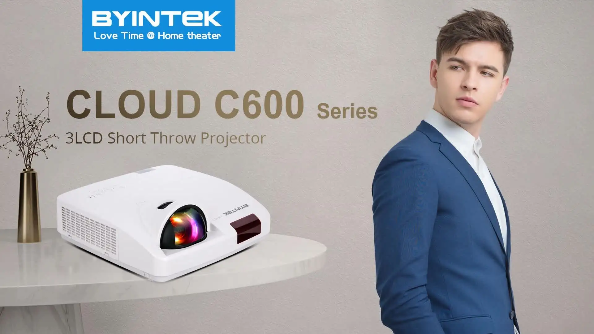 

BYINTEK C600WST Короткофокусный проектор дневного света 3LCD Video 1080P