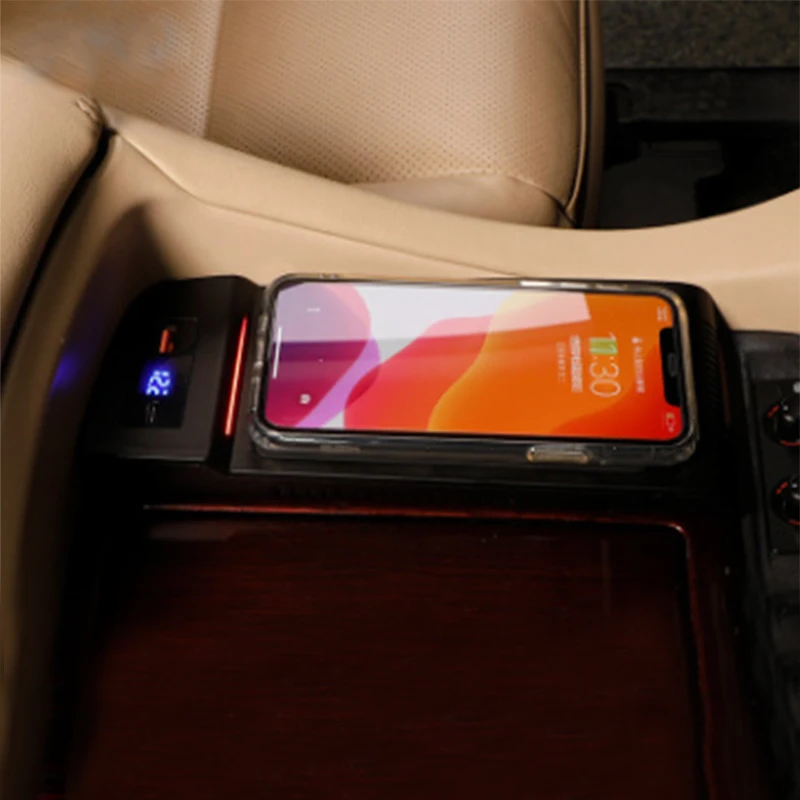 Für Toyota Alphard Vellfire 2015-2019 15w auto drahtlose lade telefon ladegerät schnelle QI telefon ladegerät lade platte pad