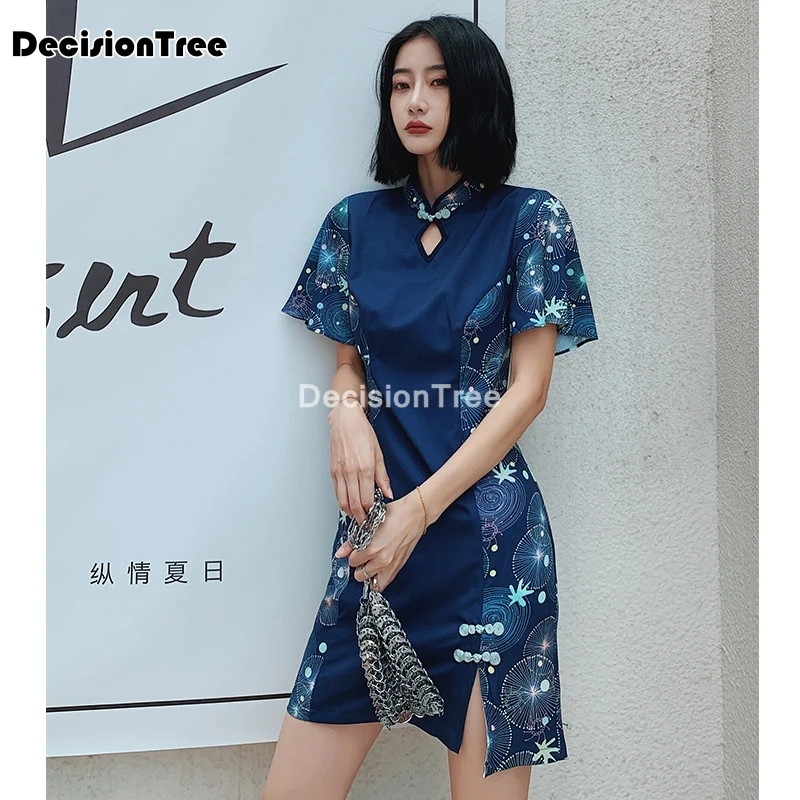 

2022 cheongsam dress flower print women cheongsam sexy high split chinese traditional dress rayon qipao vestidos lace cheongsam