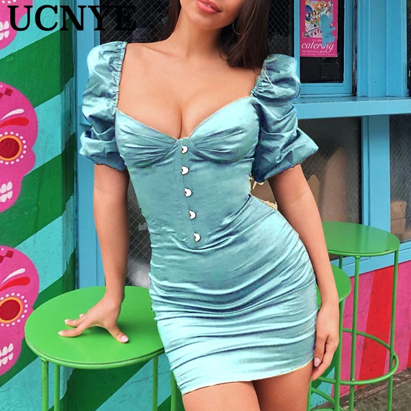 Летнее платье мини Ucnye атласное с коротким рукавом фонариком в стиле пэчворк