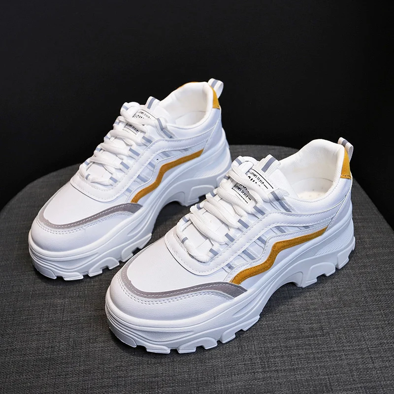 

2021 spring new fashion shoes dad shoes girl Harajuku reflection heightening dad shoes student muffin shoes girl