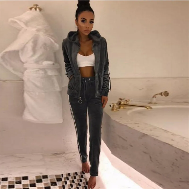 

Donsignet Women's Suit New Fashion Summer Temperament Hooded Collar Pullover Solid Color Stripe Stitching Two-piece Suit