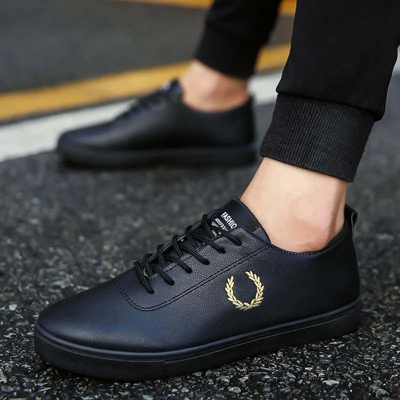 

Fashion trend new leather shoes casual shoes breathable anti slip wear resistant board shoes small white shoes men