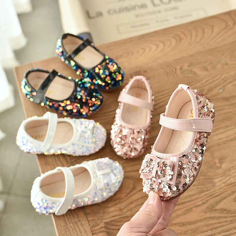 

Fashion Girls Kids Children Flats Shoes Bling Crystal Shoes For Kids Students Flats Comfortable With Soft New Autumn 2021 Casual