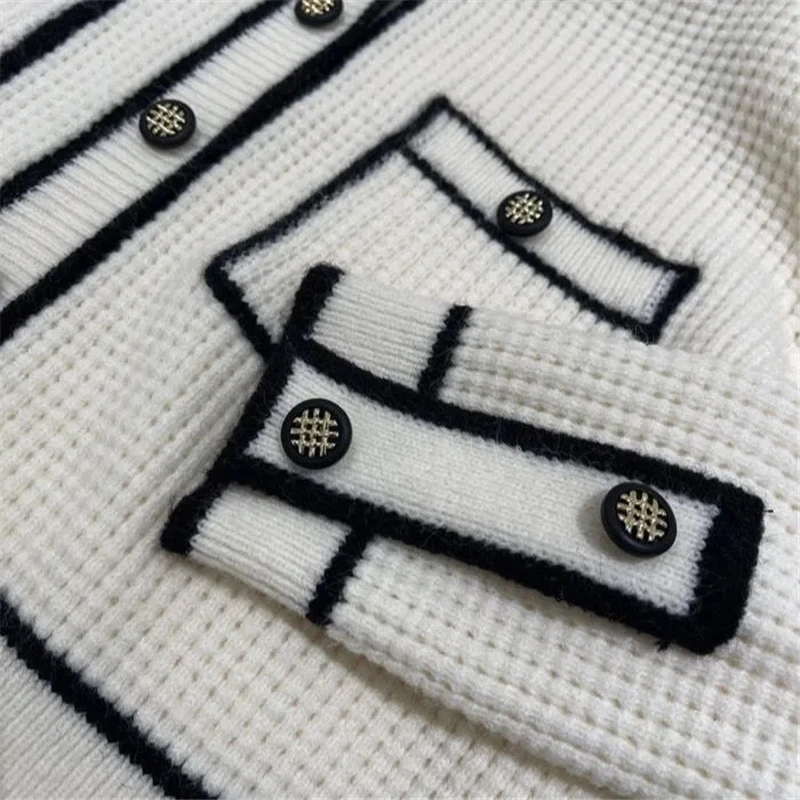 Black White Korean Style Cropped Cardigan Women 2022 Spring Vintage Long Sleeve Sweater Jacket Elegant Crew Neck Knitted Tops images - 6