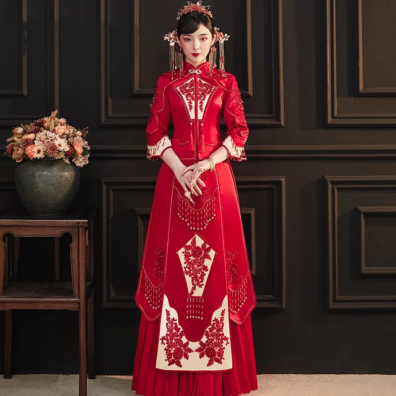 

Высококачественное свадебное платье с вышивкой, Свадебный костюм в китайском стиле, женский новый чонсам, Изысканная одежда для невесты, по...