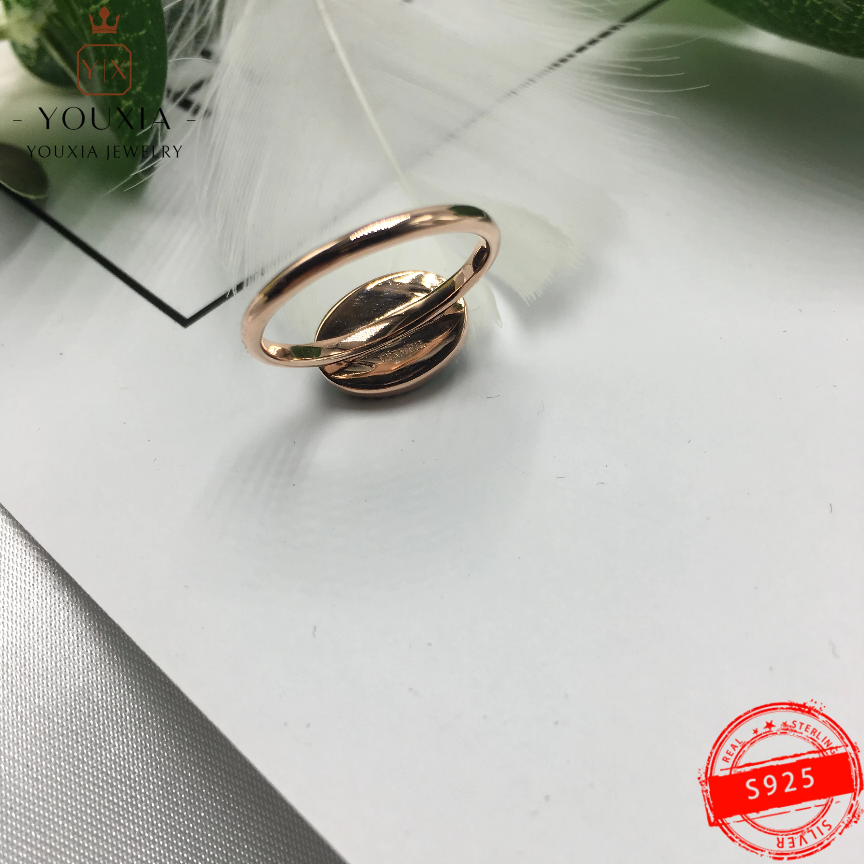 

1:1 Making 925 Sterling Silver Customized Green Crystal Fashion Exquisite Ring
