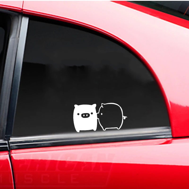 

15*7.7cm Two pig Kiss - Vinyl Decal Sticker New Style Hot Cute And Interesting Fashion Sticker Decals Car Sticker*