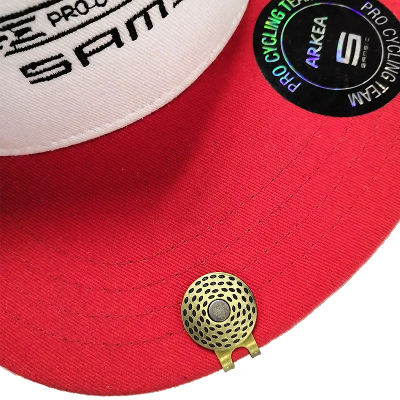 

В продаже 2 шт. с магнитом со антикварным покрытием железный гольф шляпа-аксессуар клип