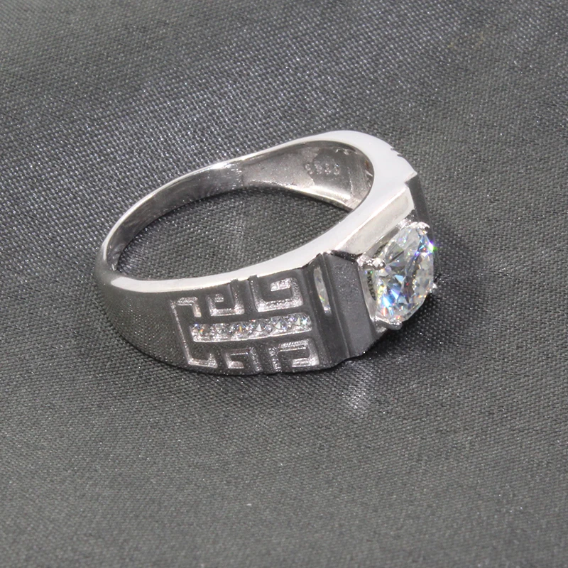 Мужское кольцо из серебра 100% пробы с муассанитом|Кольца| |