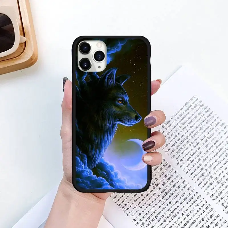 

Moon roaring wolf Phone Case for iPhone 11 12 pro XS MAX 8 7 6 6S Plus X 5S SE 2020 XR Luxury brand shell funda coque