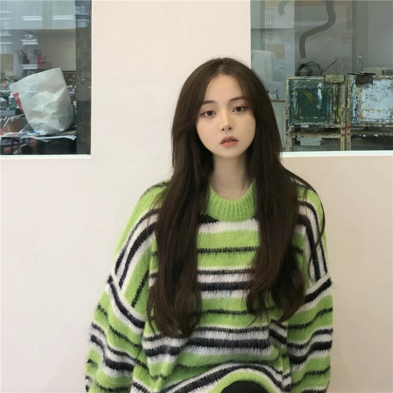 

Autumn and winter loose lazy style thick knit Korean style contrast color green striped pullover women