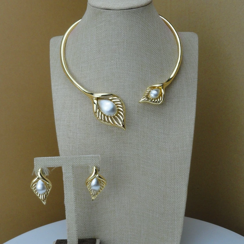 

Yuminglai Italian Design 24K Dubai Costume Jewelry Sets Necklace and Earrings FHK7372