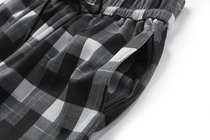 

[EAM] High Elastic Waist Black Strap Plaid Casual Trousers New Loose Fit Pants Women Fashion Tide Spring Autumn 2021 1DD7270