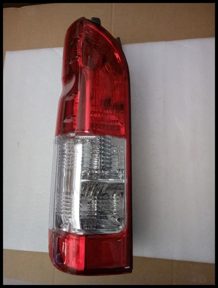 

Eosuns Rear Light + Brake Light + Turn Signal Rear Bumper Light Reflector for Toyota Hiace 200 2014-2015