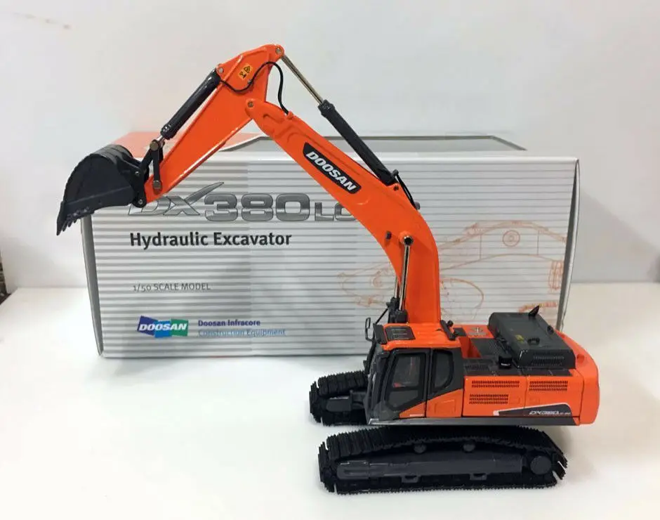 1/50 Doosan DX380LC-9C гидравлический экскаватор Масштаб литье под давлением подарки