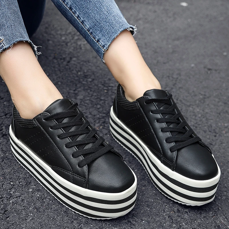 Женская Повседневная обувь зимние кожаные ботинки на рифленой платформе