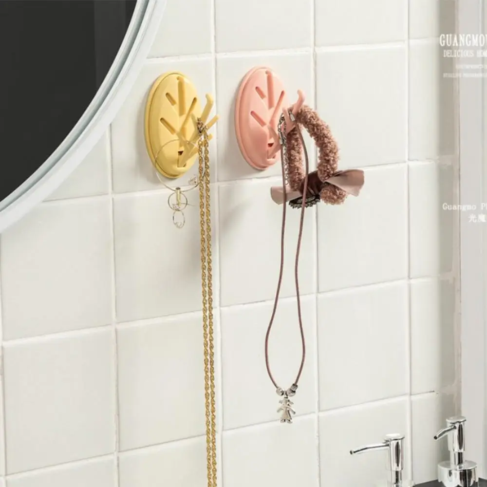 

Ornaments Branches Shape Seamless Punch-free Bathroom