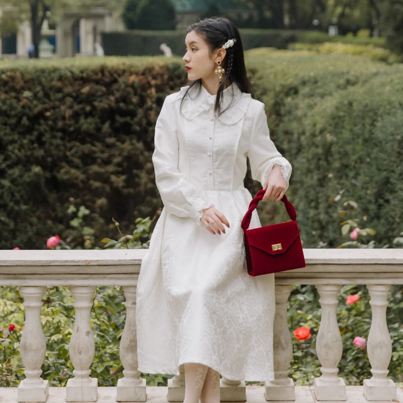 

Vintage Women dress Exquisite Jacquard Is Not 158 RMB Dresses White 8213