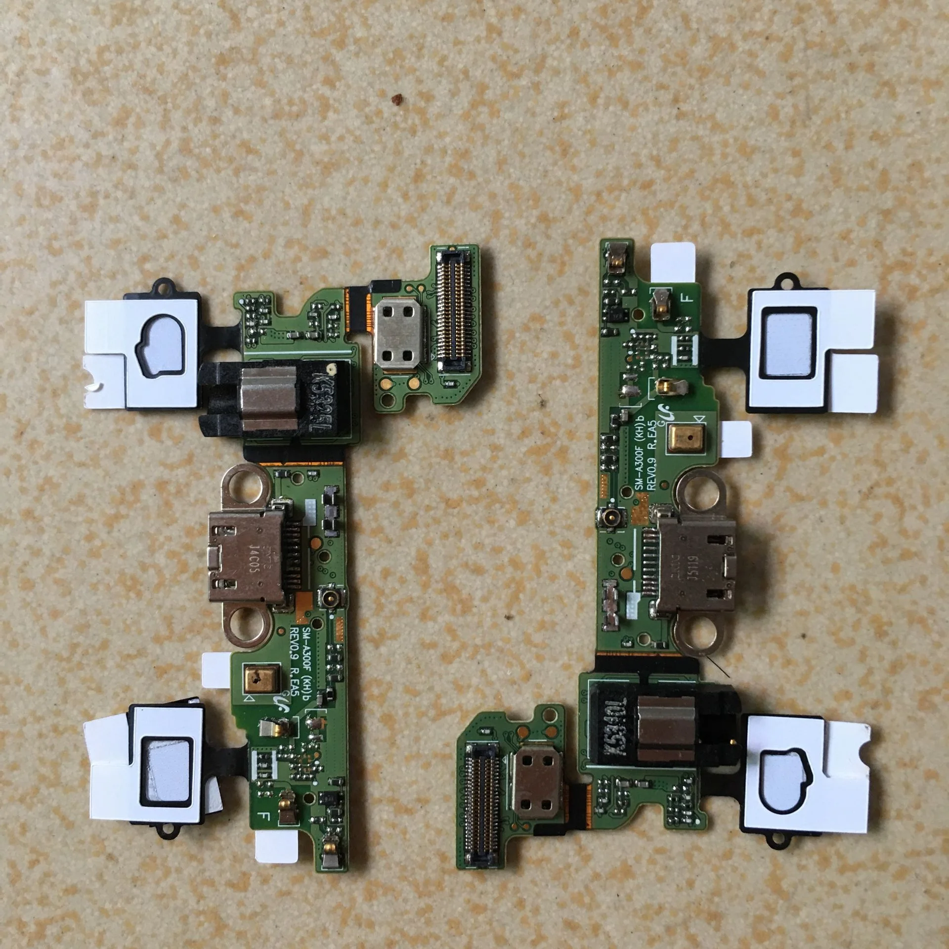 Гибкий кабель с зарядным портом для Samsung Galaxy A3 USB-кабель подключения док-станции