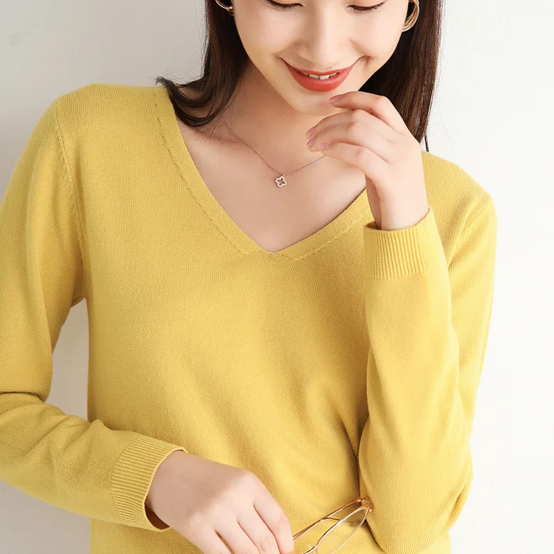 

2020 Autumn Winter Women's Sweaters Solid Color V-neck Knitted Bottoming Shirt Women's Inner Slimming Long-sleevedntops