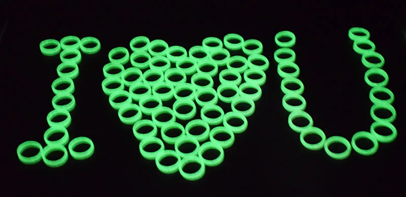 50 шт./лот светящиеся кольца флуоресцентные ювелирные изделия милые пластиковые в