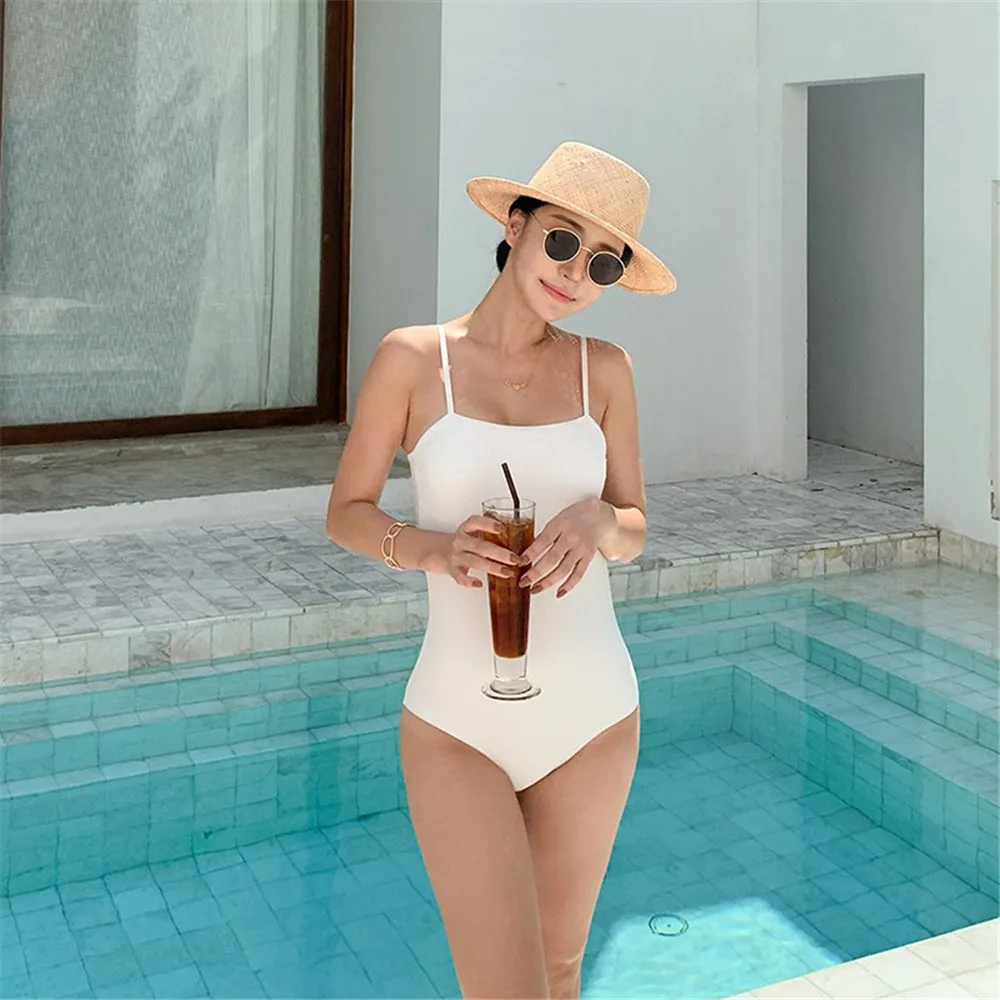 Цельный купальник в Корейском стиле Женская однотонная одежда для плавания