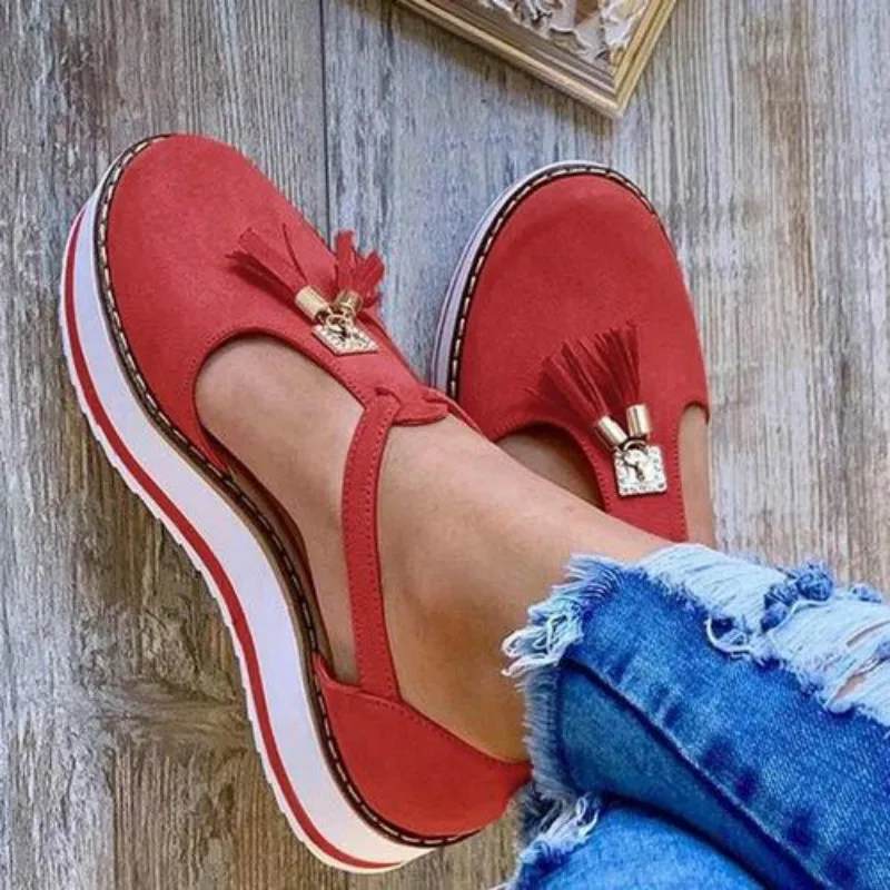 

Korean Style New Spot Fashion Tassled Flat Sandals Comfortable Large Size Women's Shoes 35-43 Large Size Women's Sandals Flats