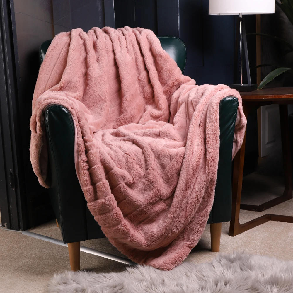 Зимнее роскошное покрывало Battilo из искусственного меха очень мягкое утолщенное