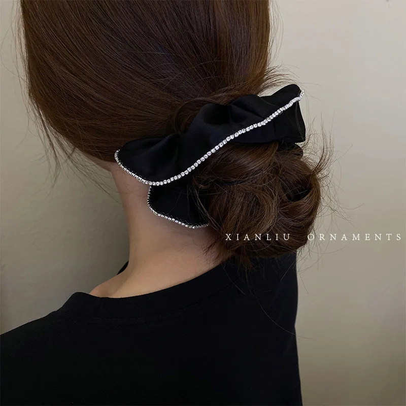 Retro French solid color bordered large intestine hair ring simple Korean net red ins headband tied rope female |