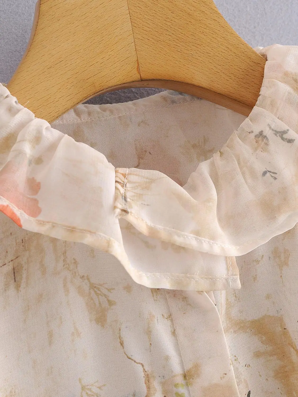 

2021 Fall/Winter Women's Top Oversized Chiffon Lantern Sleeve Ruffled Elegant Temperament Christmas Party Long Sleeve Cotton