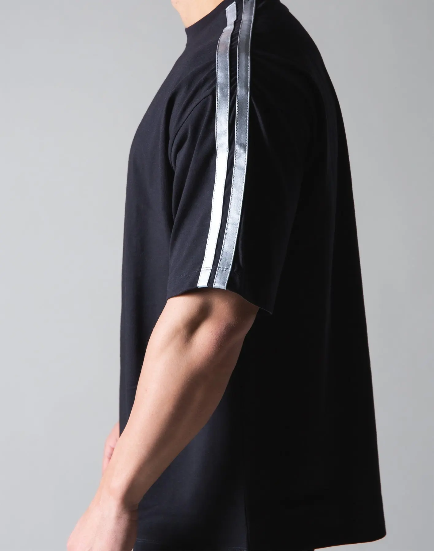 

Summer Fitness For Men Short Sleeved Street Wear Casual Fashion Sports T-Shirt Cotton Round Neck Clothing Man Bodybuilding Tee