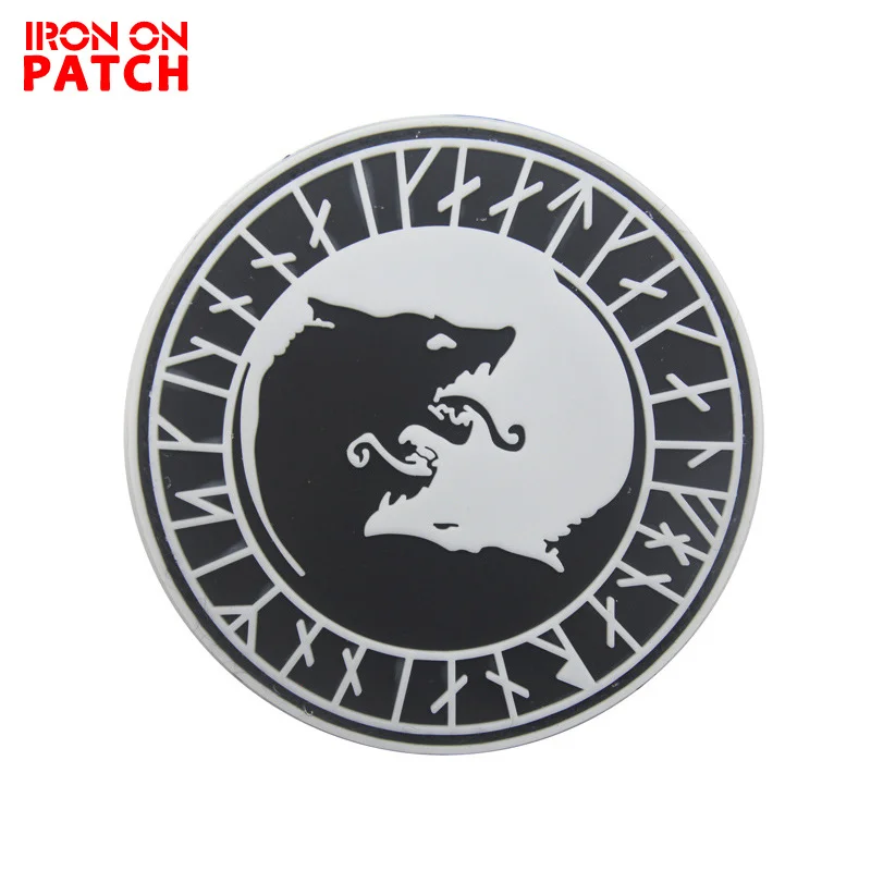 Полихлорвикинговые волки рун Одина нашивка без милосердия только насилие волк в