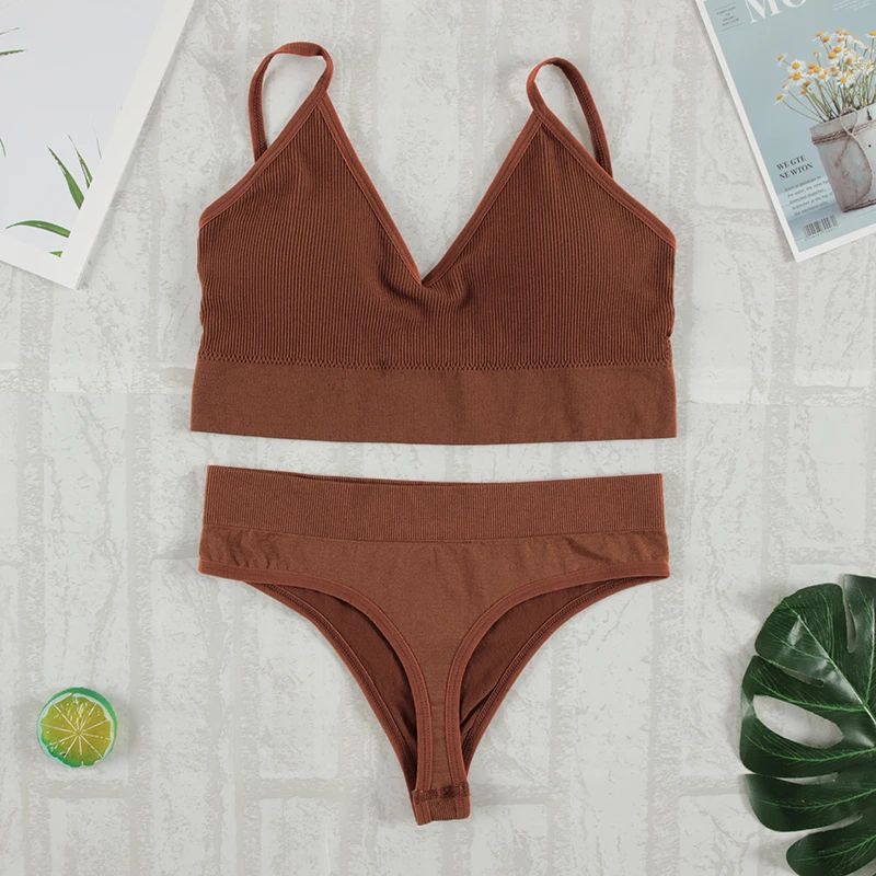 

Hot Sale 2Pcs Bra Set Underwear Set Women Panties Sexy G-String Seamless Bralette Female Lingerie Soft Tank Crop Top 2021 New