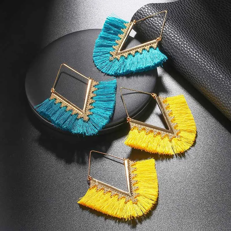 2019 новый V Дизайн серьги с кисточками геометрические Висячие красочные богемные