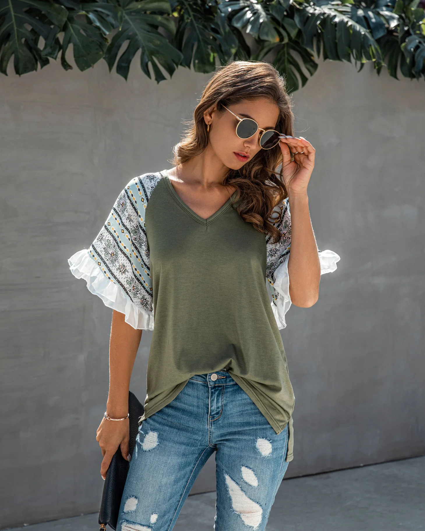 

Spring and Summer Fashion White Chiffon V-neck Ruffle Women's T-shirt