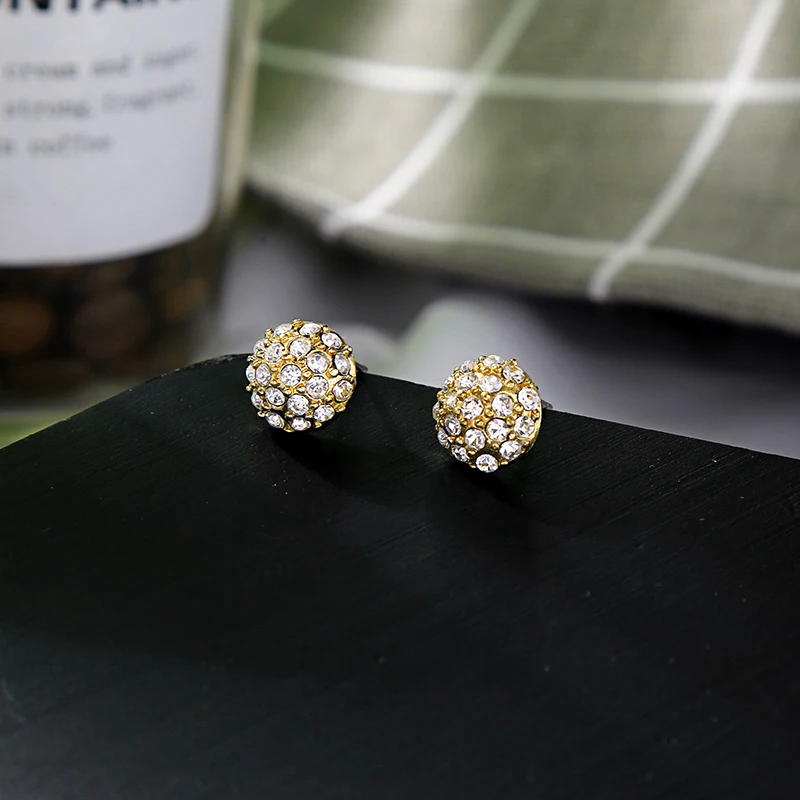 Женский комплект украшений короткий кулон на шею серьги-гвоздики с крыльями и