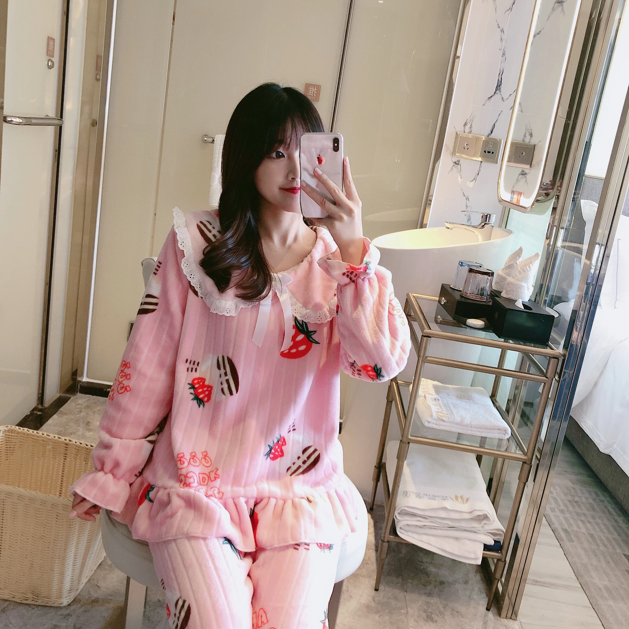 

Winter Thick Flannel Warm Pajamas Set For Women Long Sleeve Full Trousers Two Piece Sleepwear Velvet Home SUit