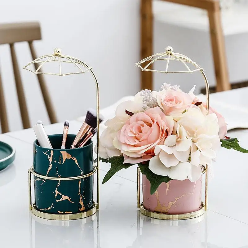 

Creative Iron Art Dried Flower Vase Ins Creative Umbrella-Shaped Portable Small Vase Ceramic Succulent Flower Pot Desktop Decor