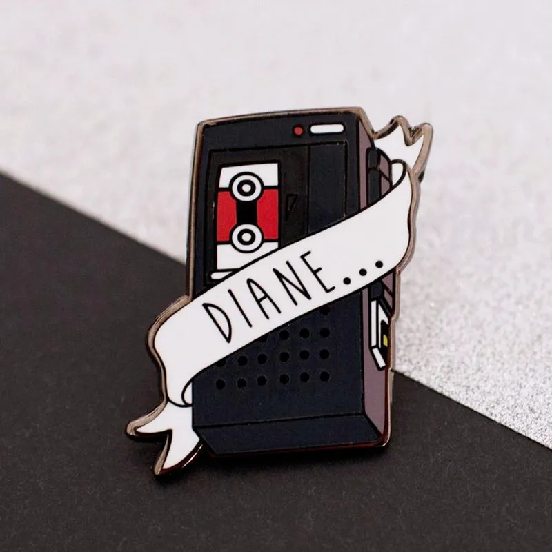 Brooch Pins Enamel Metal Badges Lapel Pin Brooches Jackets Fashion Jewelry Accessories