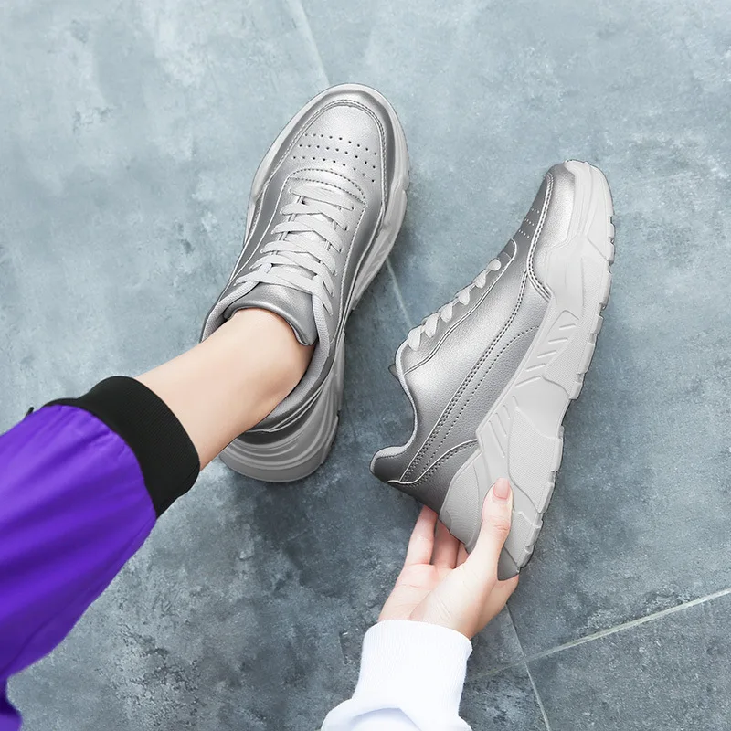 Женские кроссовки на платформе с толстым каблуком 6 см Блестящие Кроссовки для